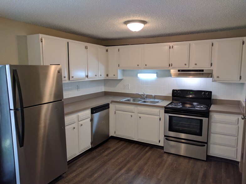 More Photos Of 7270-7292 Broadwyn Dr, Reynoldsburg Apartments For Sale