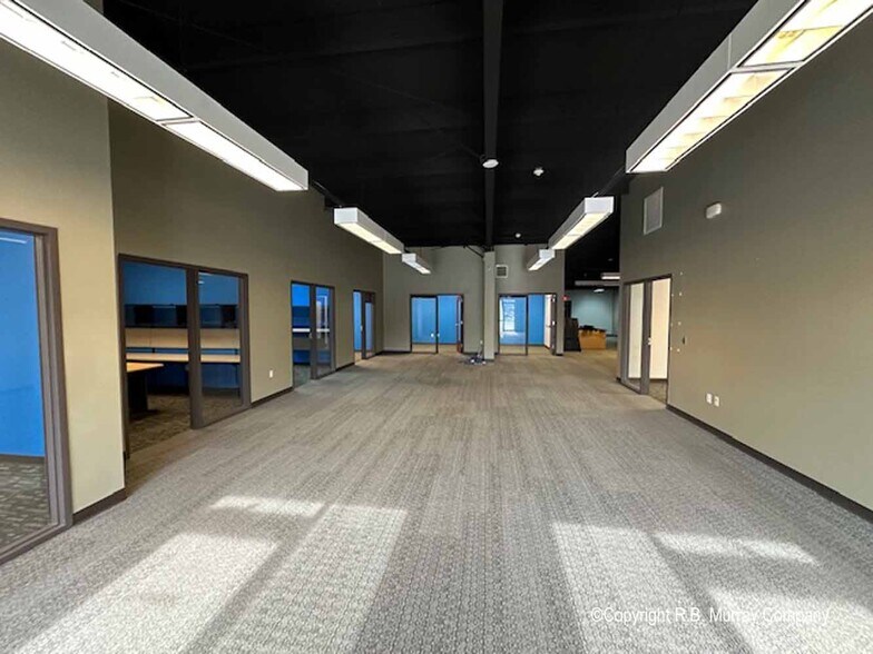 More Photos Of 1701 S Enterprise Ave, Springfield Office For Sale