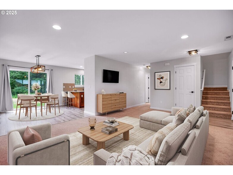 More Photos Of 100 Running Dogs Ln, Saint Helens Specialty For Sale