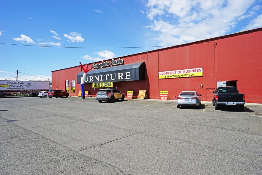 More Photos Of 1900 Rudkin Rd, Yakima Freestanding For Lease