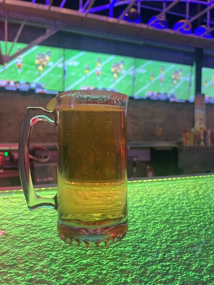 More Photos Of 326 N Chaparral St, Corpus Christi Freestanding For Sale