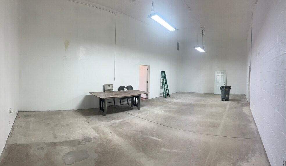 More Photos Of 229 S Olive Ave, Rialto Warehouse For Sale