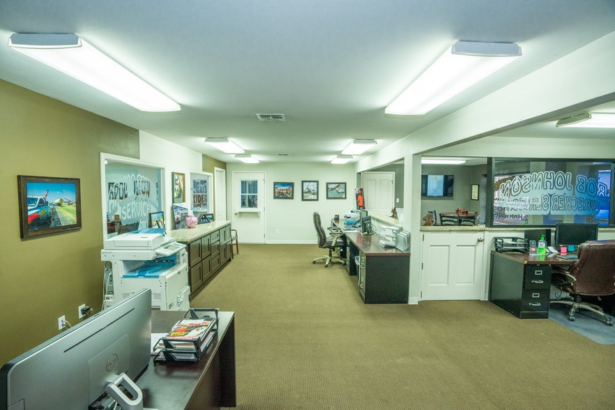 More Photos Of 6342 Harwick Dr, Corpus Christi Service For Lease