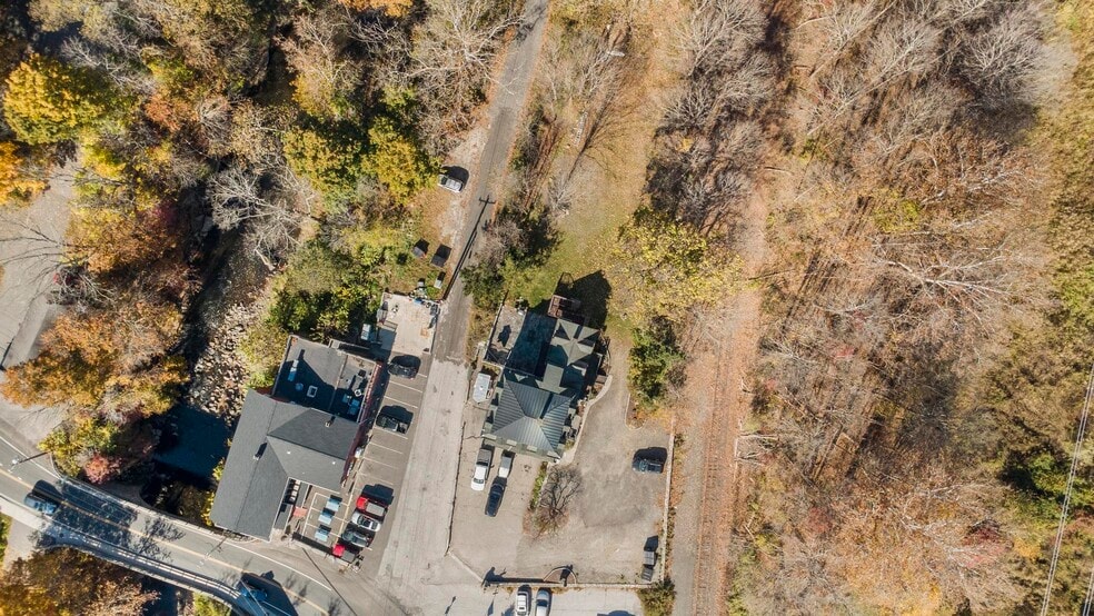 More Photos Of One Tuck's Rd, Brookfield Multifamily For Sale