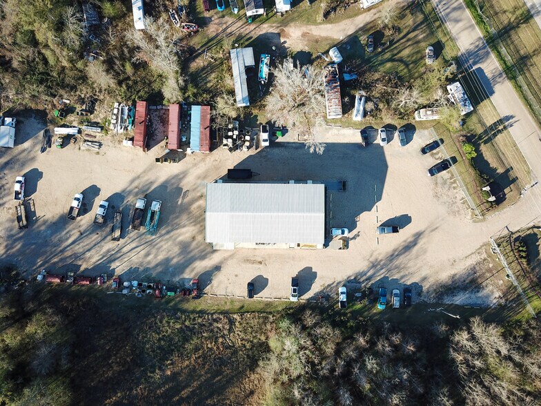 More Photos Of 39509 I-55 Service Rd, Ponchatoula Light Distribution For Sale