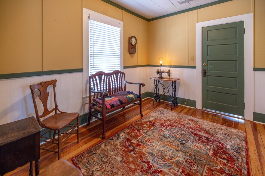 More Photos Of 86 Masters Dr, Saint Augustine Office For Sale