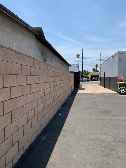 More Photos Of 2446 Durfee Ave, El Monte Freestanding For Sale