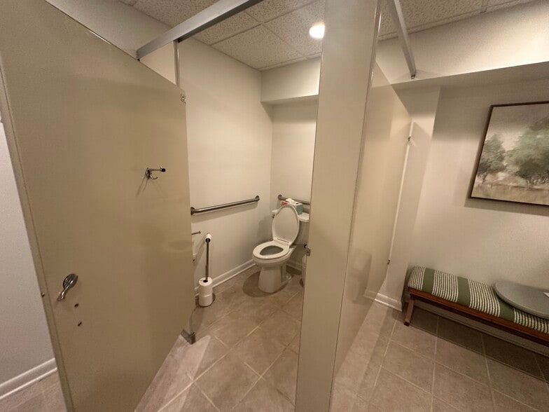 More Photos Of , Cleveland General Retail For Sale