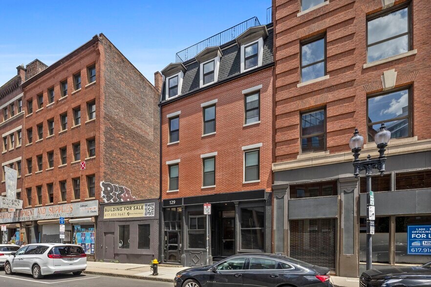 More Photos Of 129-131 N Washington St, Boston Storefront Retail Office For Sale