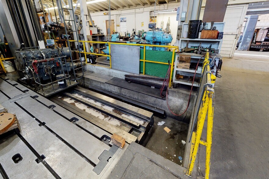 More Photos Of 3400-3470 Randolph St, Huntington Park Warehouse For Lease