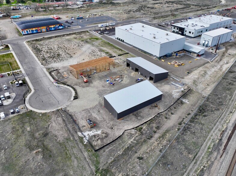 More Photos Of 177 Walters Ct, Elko Industrial For Lease