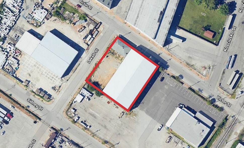 More Photos Of 2500 DeKalb St, Saint Louis Warehouse For Lease