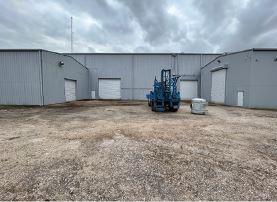More Photos Of 1301 Hays St, Houston Warehouse For Lease