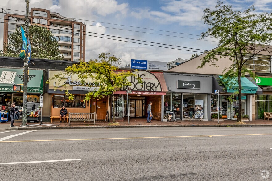 More Photos Of 2182 W 41st Av, Vancouver Storefront For Lease