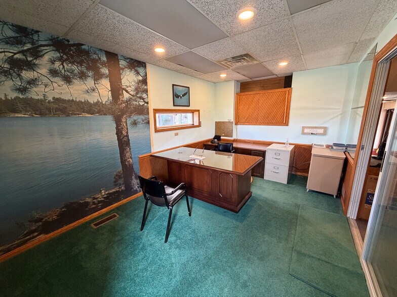 More Photos Of 7304 Wales Ave NW, Canton Office For Sale