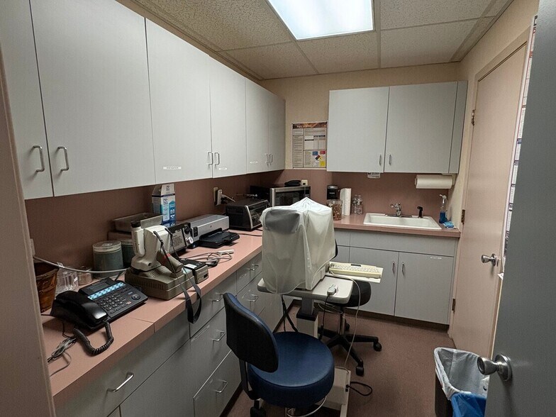 More Photos Of 33 Village Ct, Hazlet Office For Sale