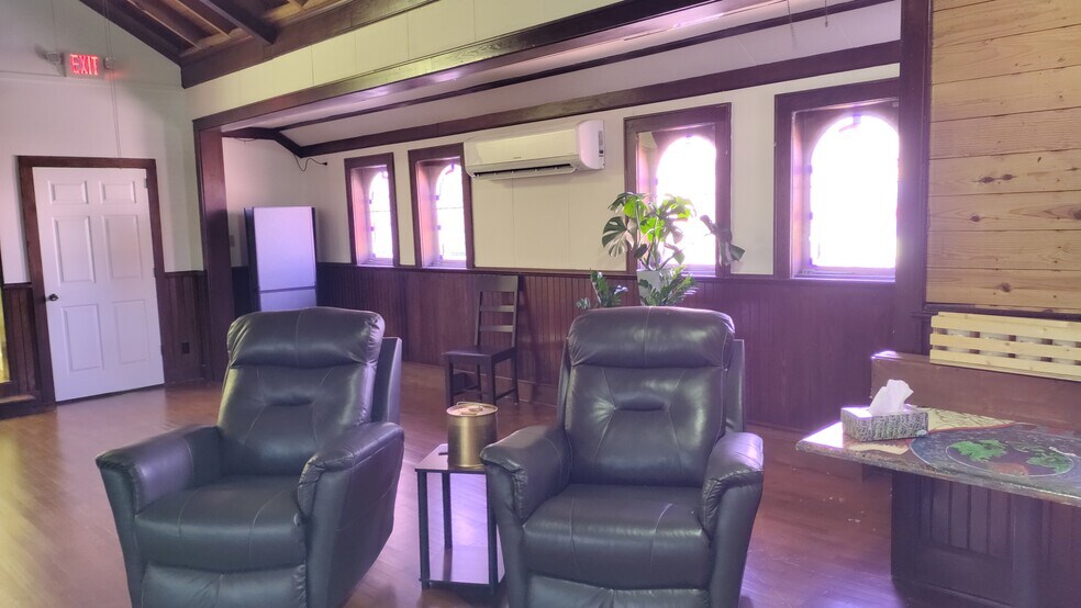More Photos Of 1700 Central Ave, Hot Springs Office For Sale