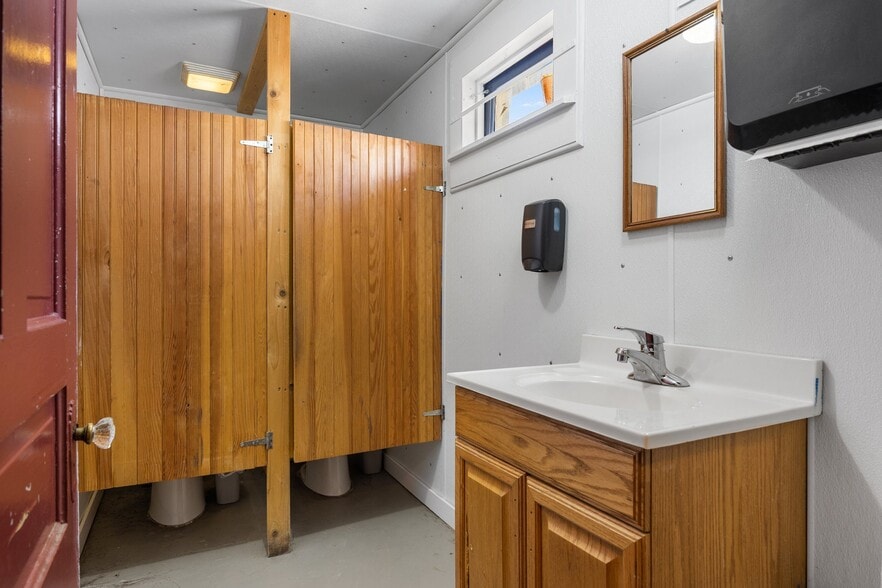 More Photos Of , Beaver Island General Retail For Sale