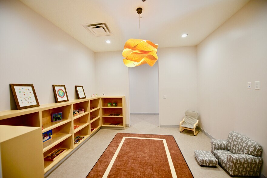 More Photos Of 2007 FM 2004 Dr, Richwood Daycare Center For Sale