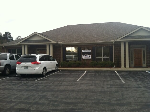 More Photos Of 9786 Timber Cir, Spanish Fort Office For Lease