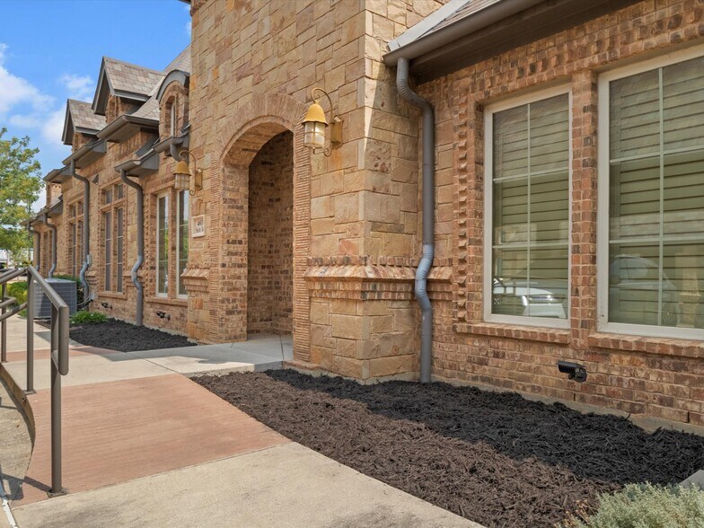 More Photos Of 4603 Colleyville Blvd, Colleyville Office For Sale
