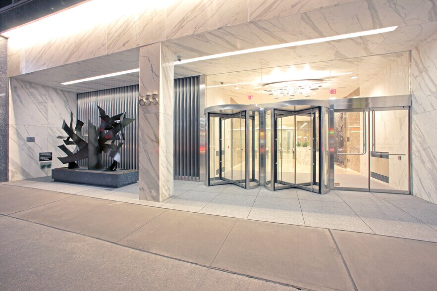 More Photos Of 5 Grand Central East, New York Office For Lease