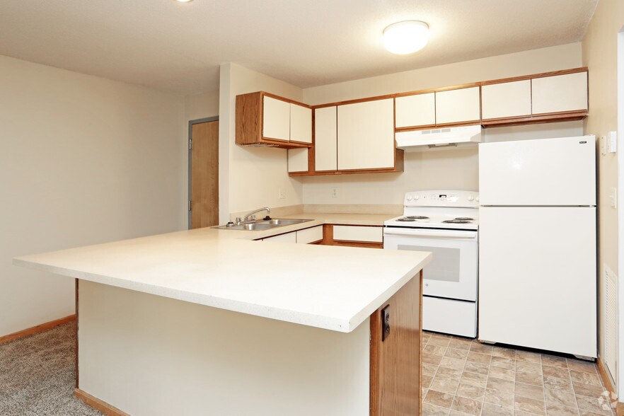 More Photos Of 1913 Farnam St, Omaha Apartments For Lease