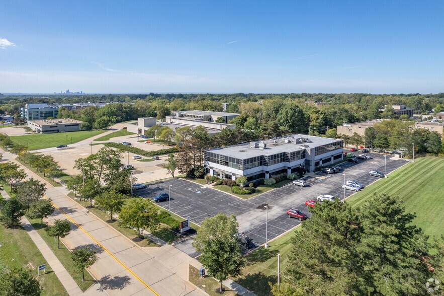 More Photos Of 23625 Commerce Park, Beachwood Office For Sale