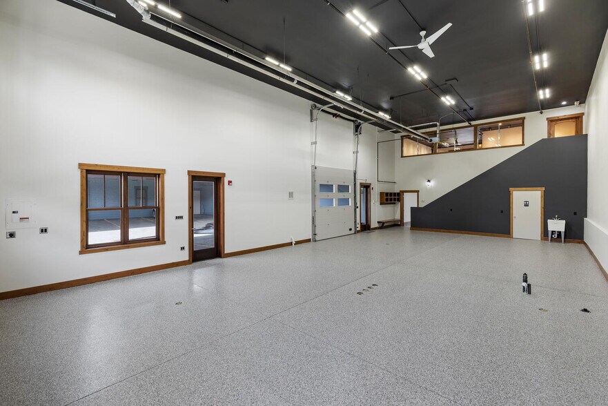 More Photos Of 211 Main St, Frisco General Retail For Sale