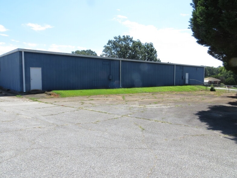 More Photos Of 1489 Cedar Lane Rd, Greenville Warehouse For Sale