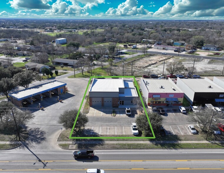 Primary Photo Of 1140 Finfeather Rd, Bryan Flex For Lease