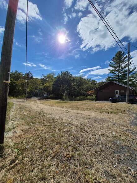 More Photos Of 6718 Midland Trail w, Hines Flex For Sale