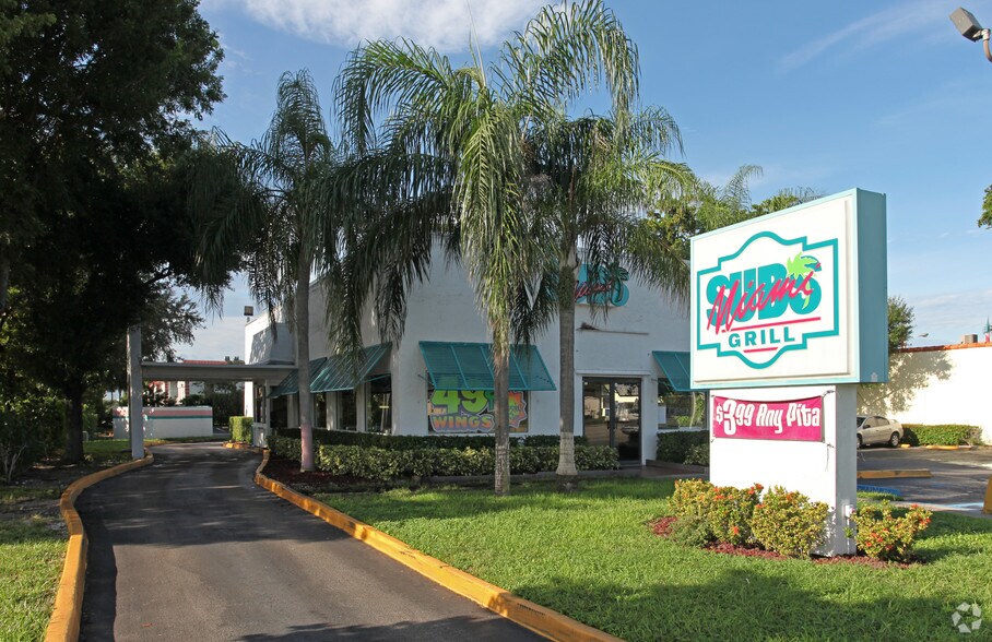 More Photos Of 750 W Sample Rd, Pompano Beach Fast Food For Lease