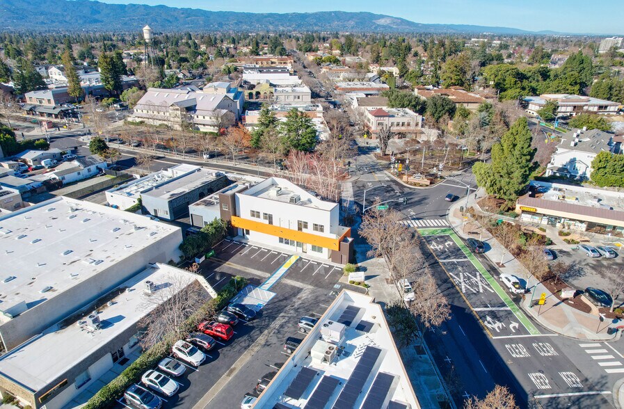 More Photos Of 476 E Campbell Ave, Campbell Unknown For Lease