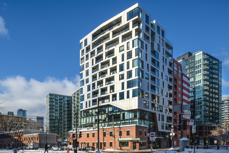 More Photos Of 1195 Rue Wellington, Montréal Office For Sale