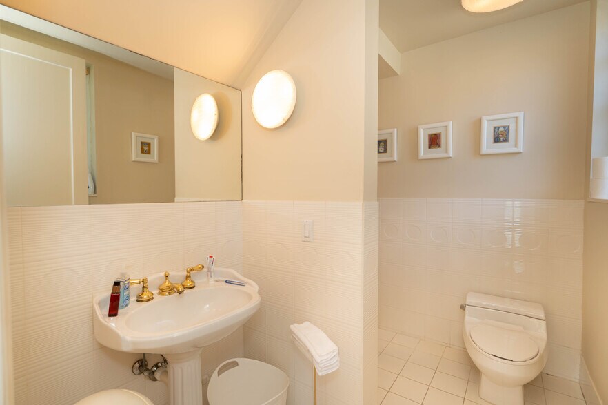More Photos Of 44 Bal Bay Dr, Bal Harbour Land For Sale