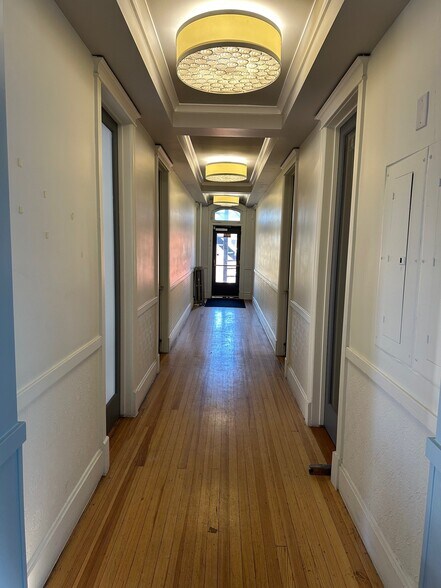 More Photos Of 1510 York St, Denver Loft Creative Space For Lease