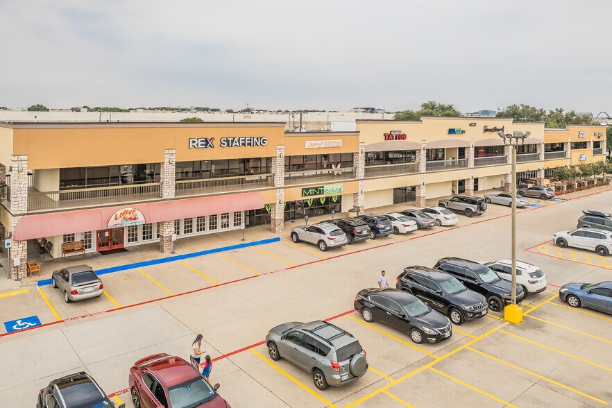 More Photos Of 4021 Belt Line Rd, Addison General Retail For Lease