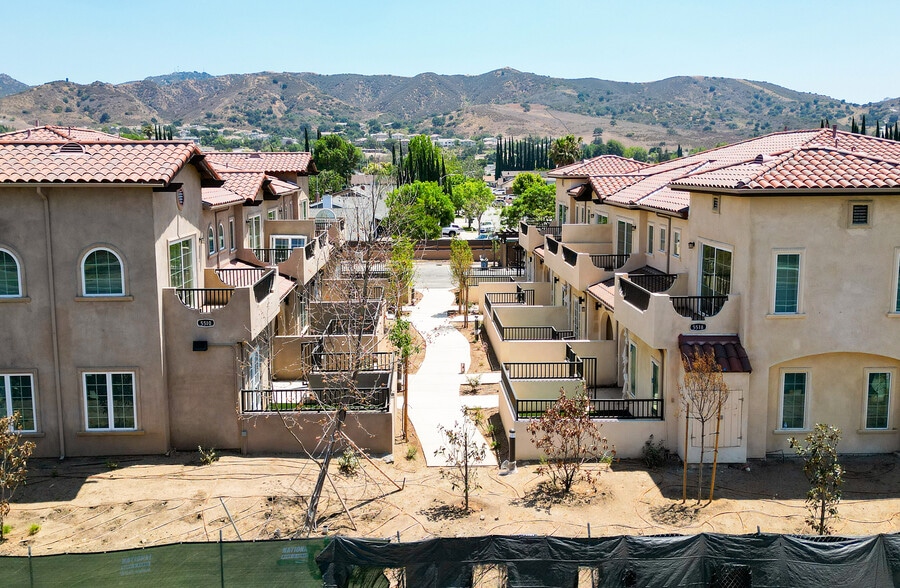 More Photos Of 5526 Los Angeles Ave, Simi Valley Apartments For Sale