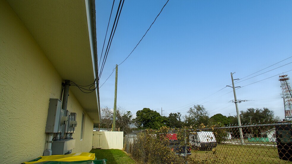 More Photos Of 222 Rosa L Jones Dr, Cocoa Apartments For Sale