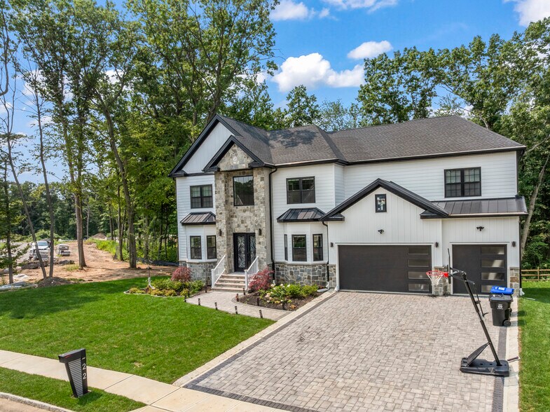 More Photos Of 8 Winthrop ct, East Brunswick Land For Sale