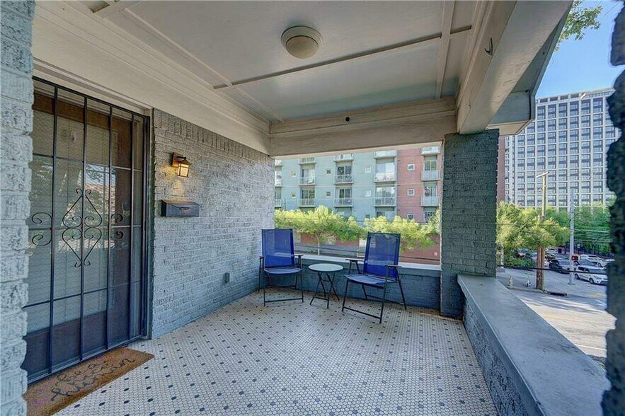 More Photos Of 604 Glen Iris Dr NE, Atlanta Office Residential For Sale