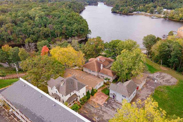 More Photos Of 910 River Rd, Wisconsin Dells Hotel For Sale