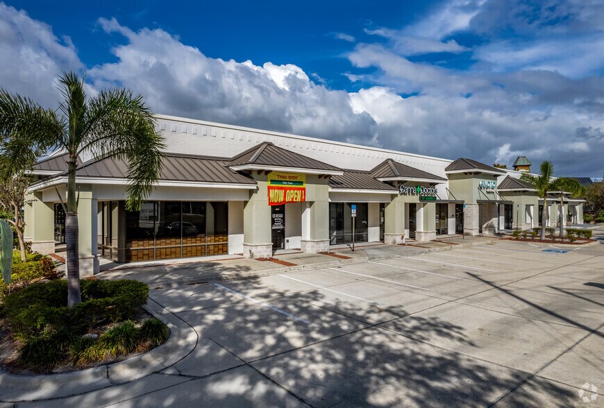 Primary Photo Of 5555 Roosevelt Blvd, Clearwater Storefront For Lease