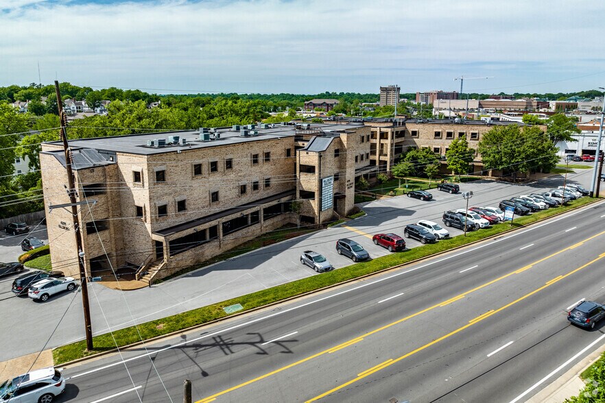 More Photos Of 4205-4219 Hillsboro Pike, Nashville Medical For Lease