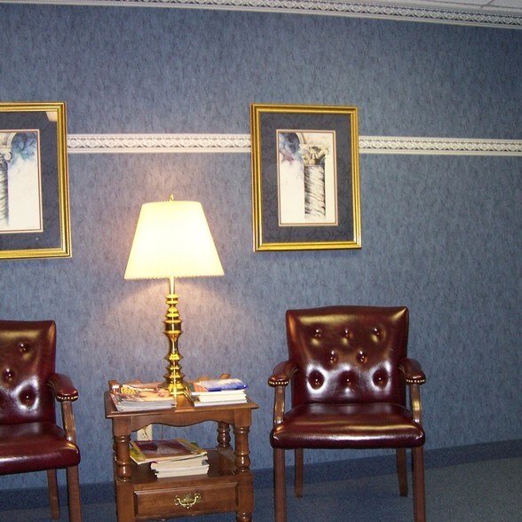 More Photos Of 505-511 5th St, Sioux City Office For Sale