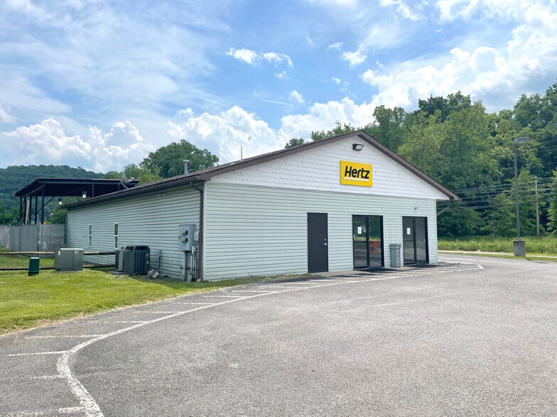 More Photos Of 1409 Greenbag Rd, Morgantown Flex For Lease
