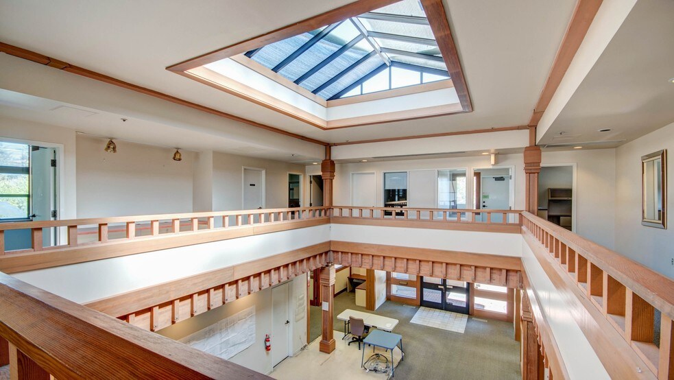 More Photos Of 915 Diablo Ave, Novato Office For Sale