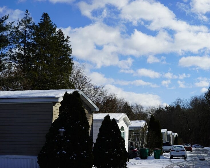 More Photos Of 575 Creek Rd, Poughkeepsie Manufactured Housing Mobile Home Park For Sale