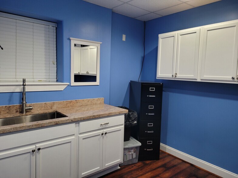 More Photos Of 2715 Fannin St, Houston Medical For Sale